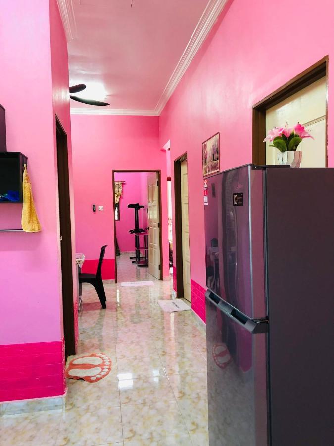 Homestay Tok Abah Dalam Rhu Pasir Puteh Exterior photo